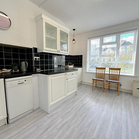 Bournemouth 3 Bedroom - Parking Екстер'єр фото
